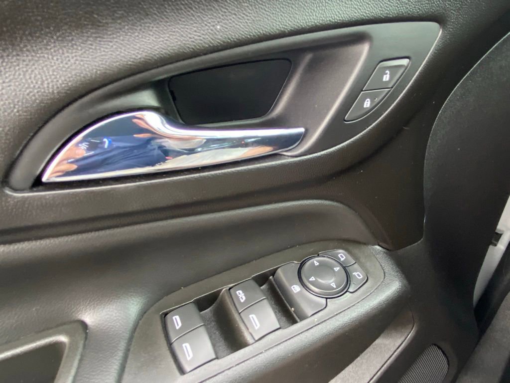 Used 2020 Chevrolet Equinox LT AWD/4WD image 19