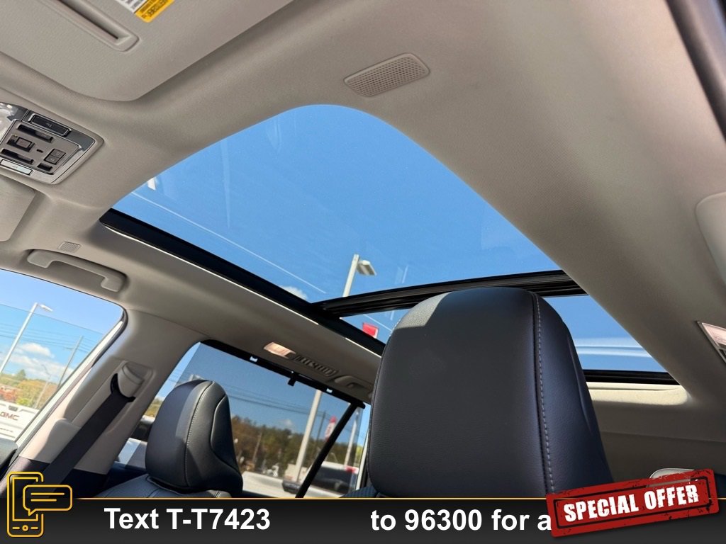 Used 2024 Toyota Grand Highlander Limited image 18