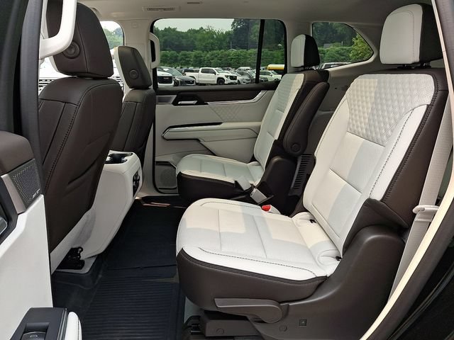Used 2025 GMC Acadia Denali w/ Super Cruise Package AWD/4WD image 18