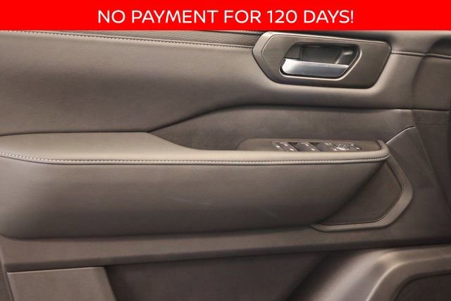 New 2026 Nissan Armada SV image 7