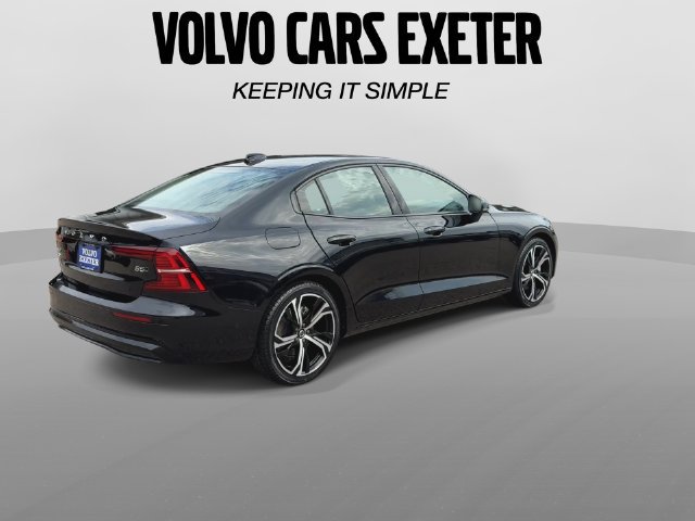 Certified 2024 Volvo S60 B5 Ultimate w/ Protection Package Premier AWD/4WD image 11