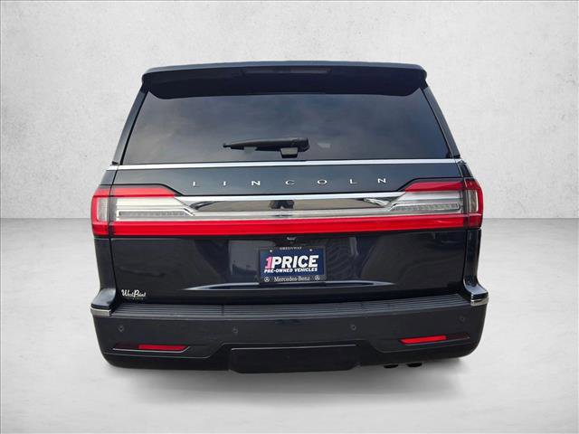 Used 2021 Lincoln Navigator Reserve w/ Luxury Package image 4