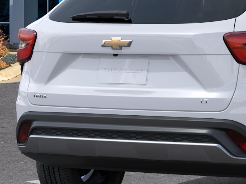 New 2026 Chevrolet Trax LT w/ Driver Confidence Package FWD image 38