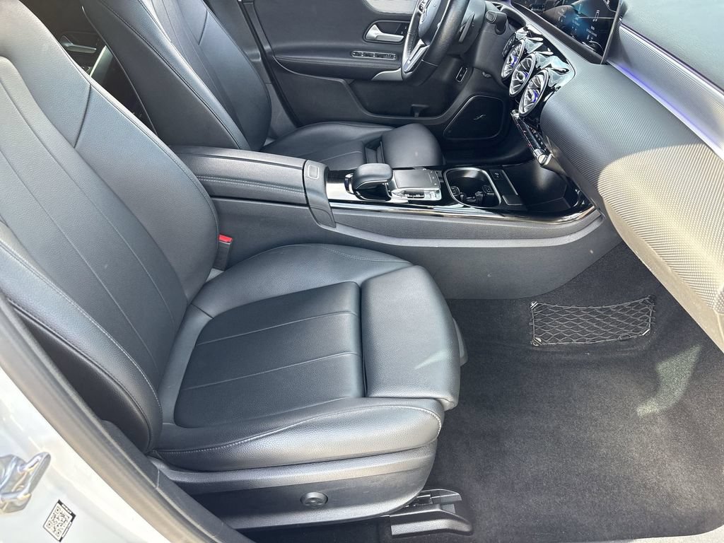 Used 2020 Mercedes-Benz A 220 image 28