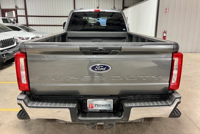 Used 2025 Ford F350 XL w/ XL Chrome Package image 4