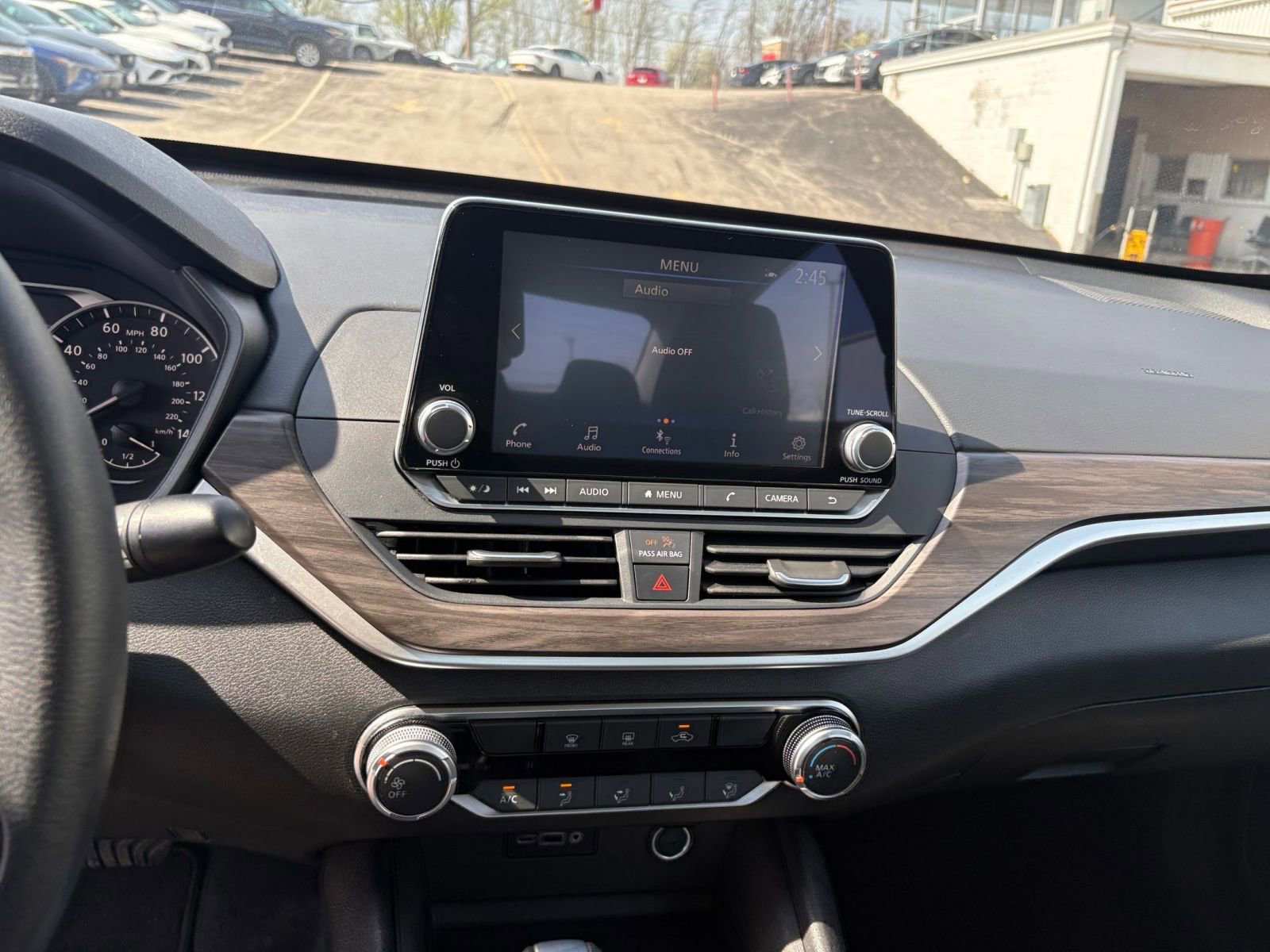 Used 2025 Nissan Altima 2.5 SV image 20