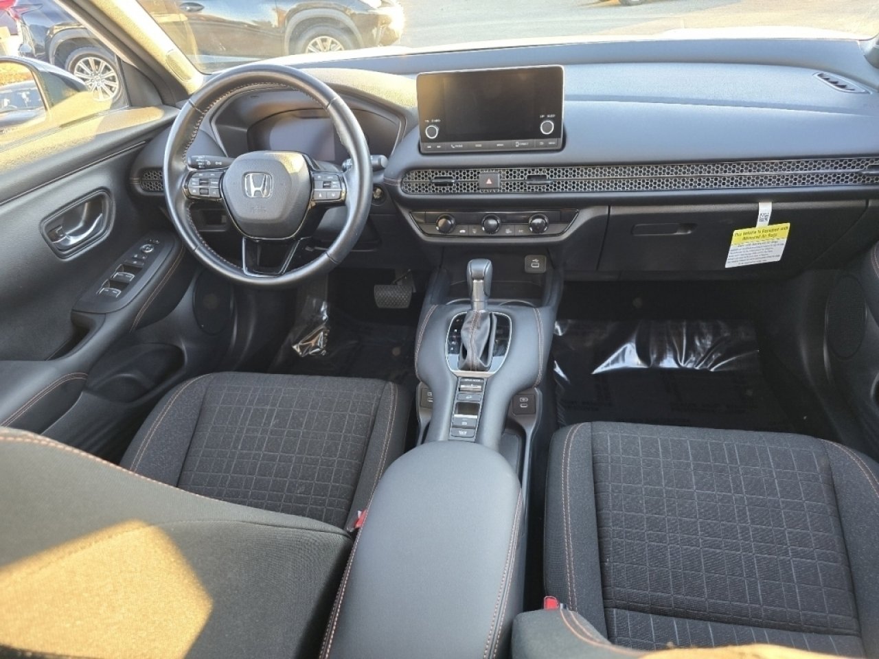 Certified 2025 Honda HR-V Sport image 23