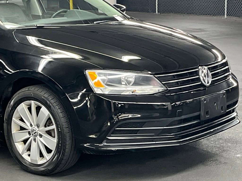 Used 2015 Volkswagen Jetta SE FWD image 37