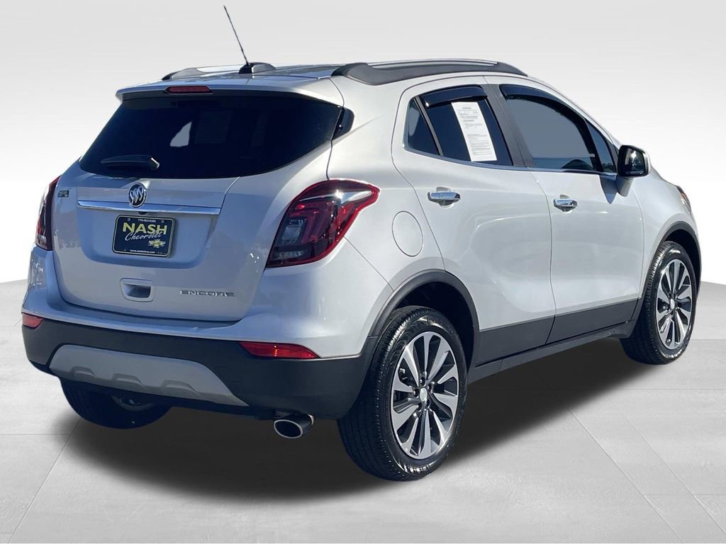 Used 2022 Buick Encore Preferred w/ Safety Package image 3