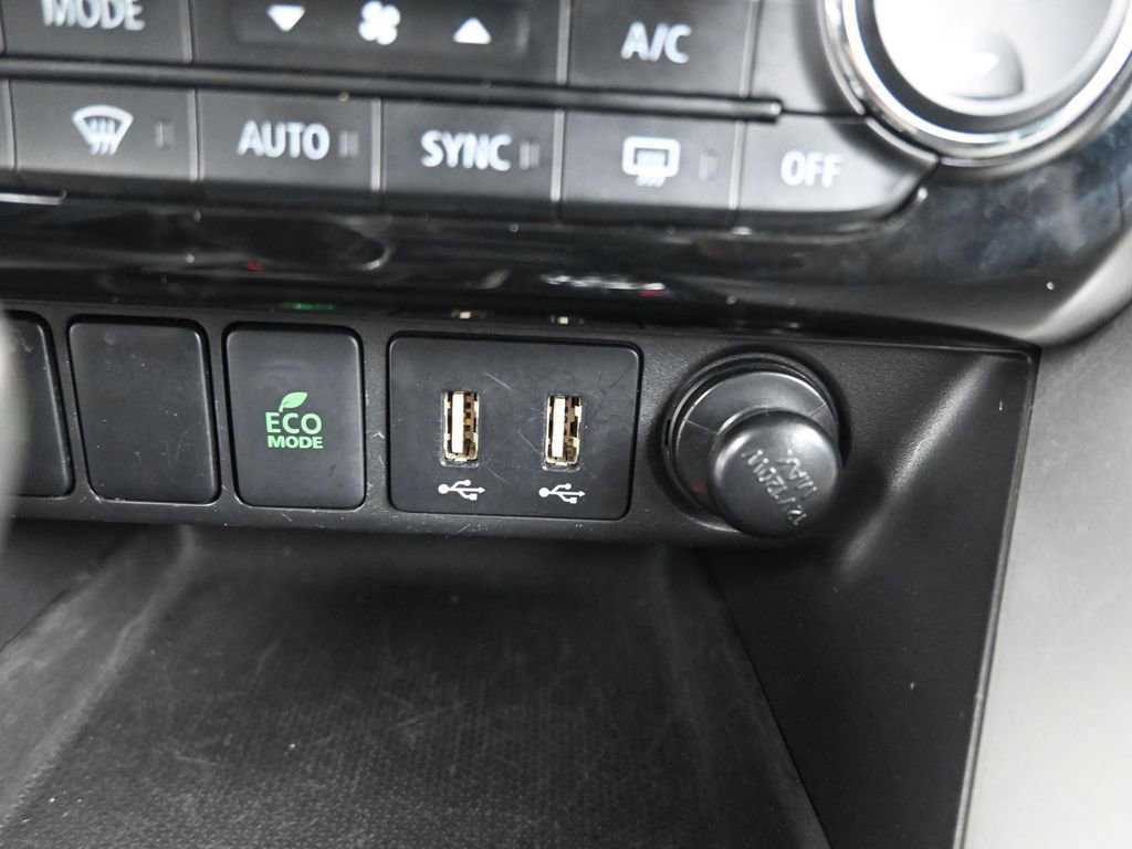 Used 2024 Mitsubishi Eclipse Cross SE AWD/4WD image 32