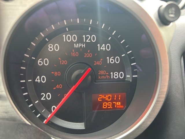 Used 2017 Nissan 370Z Touring image 19