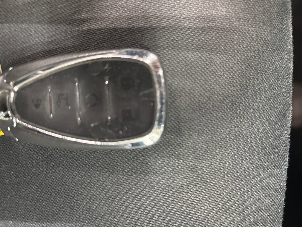 Used 2017 Chevrolet Malibu LT image 26