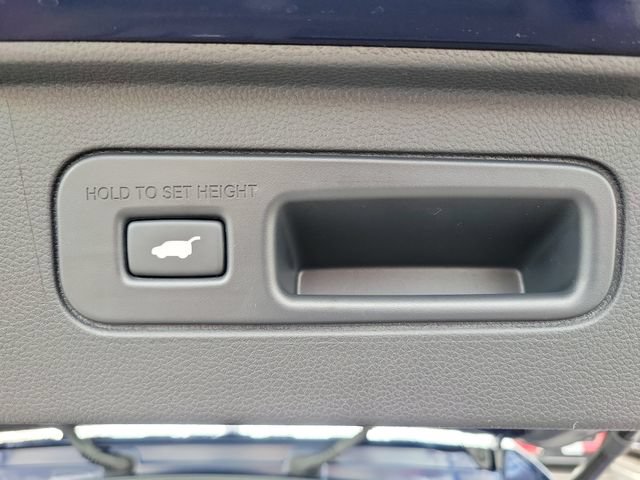 Certified 2025 Honda Pilot EX-L image 9