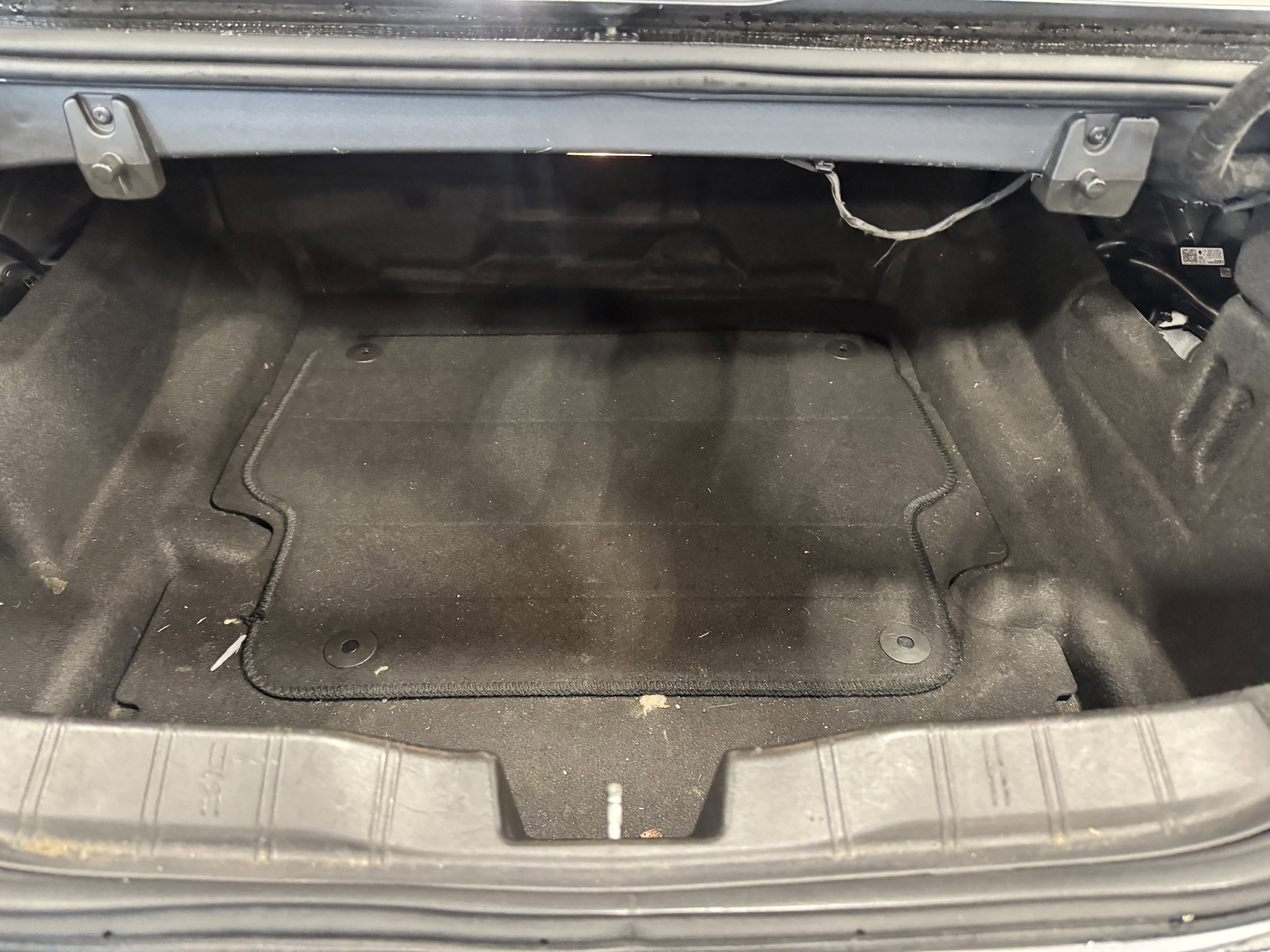 Used 2020 Chevrolet Camaro SS image 29