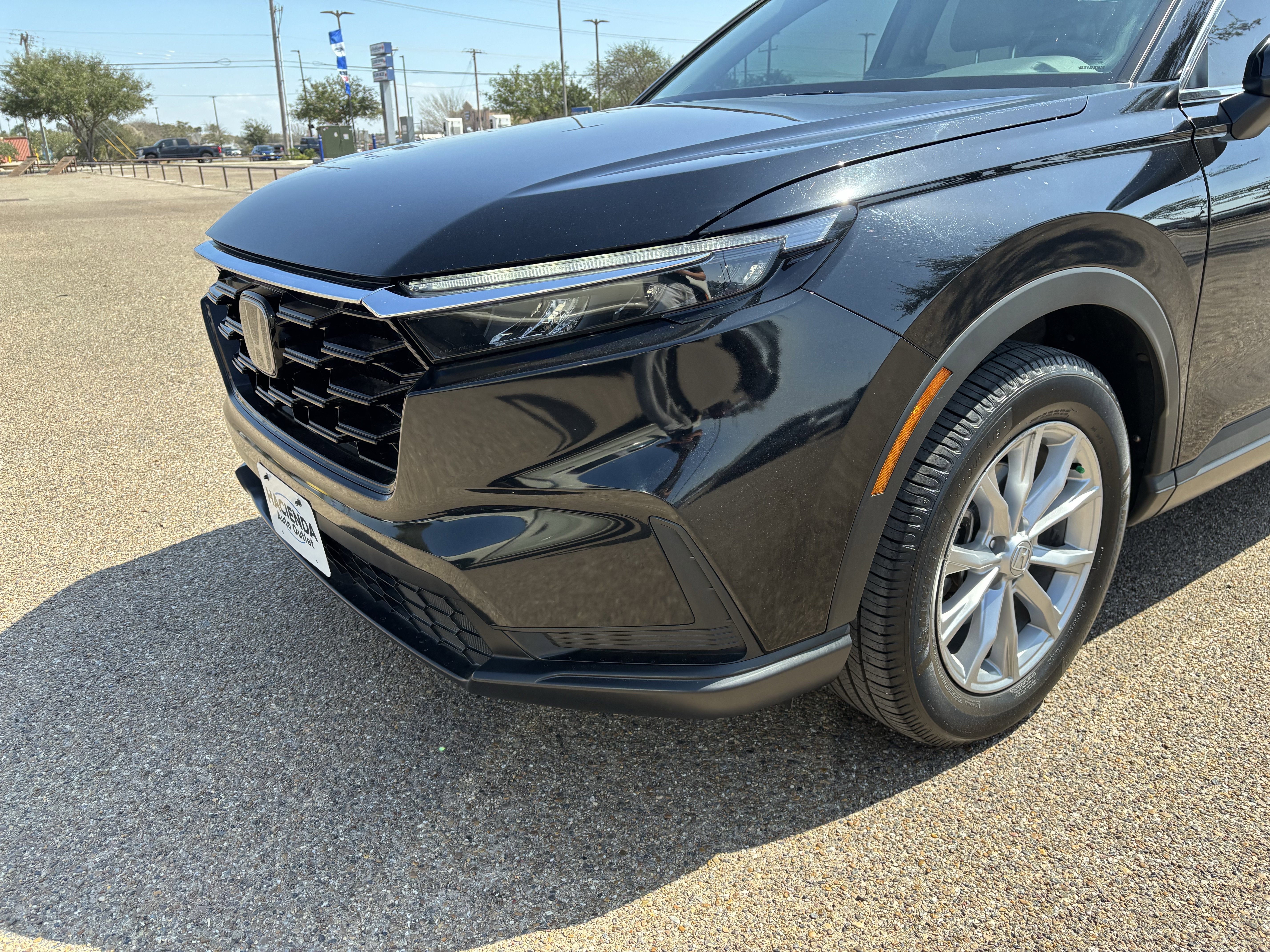 Used 2023 Honda CR-V EX image 7