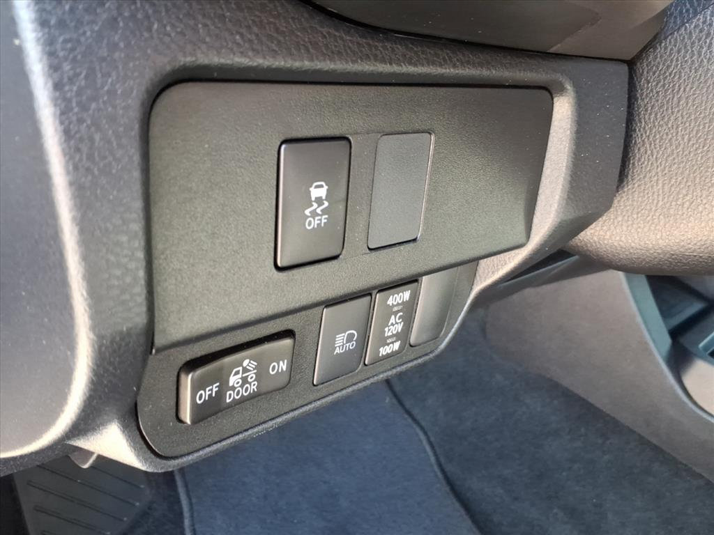 Used 2023 Toyota Tacoma TRD Sport w/ Technology Package AWD/4WD image 19