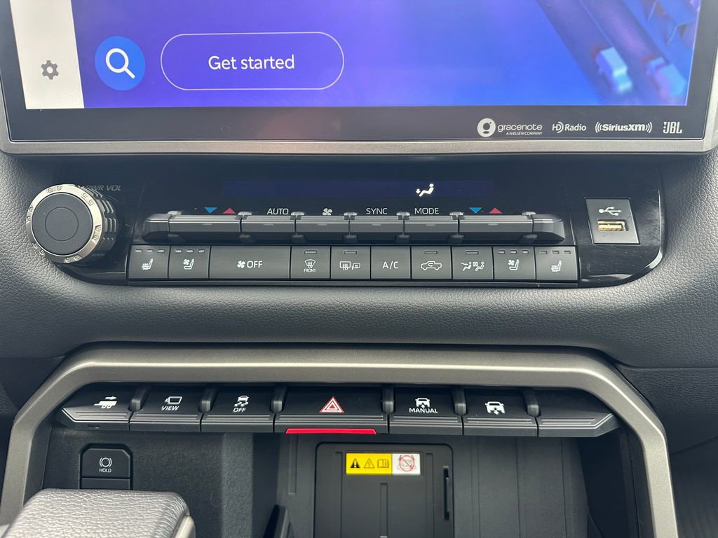 Used 2023 Toyota Tundra Limited image 18