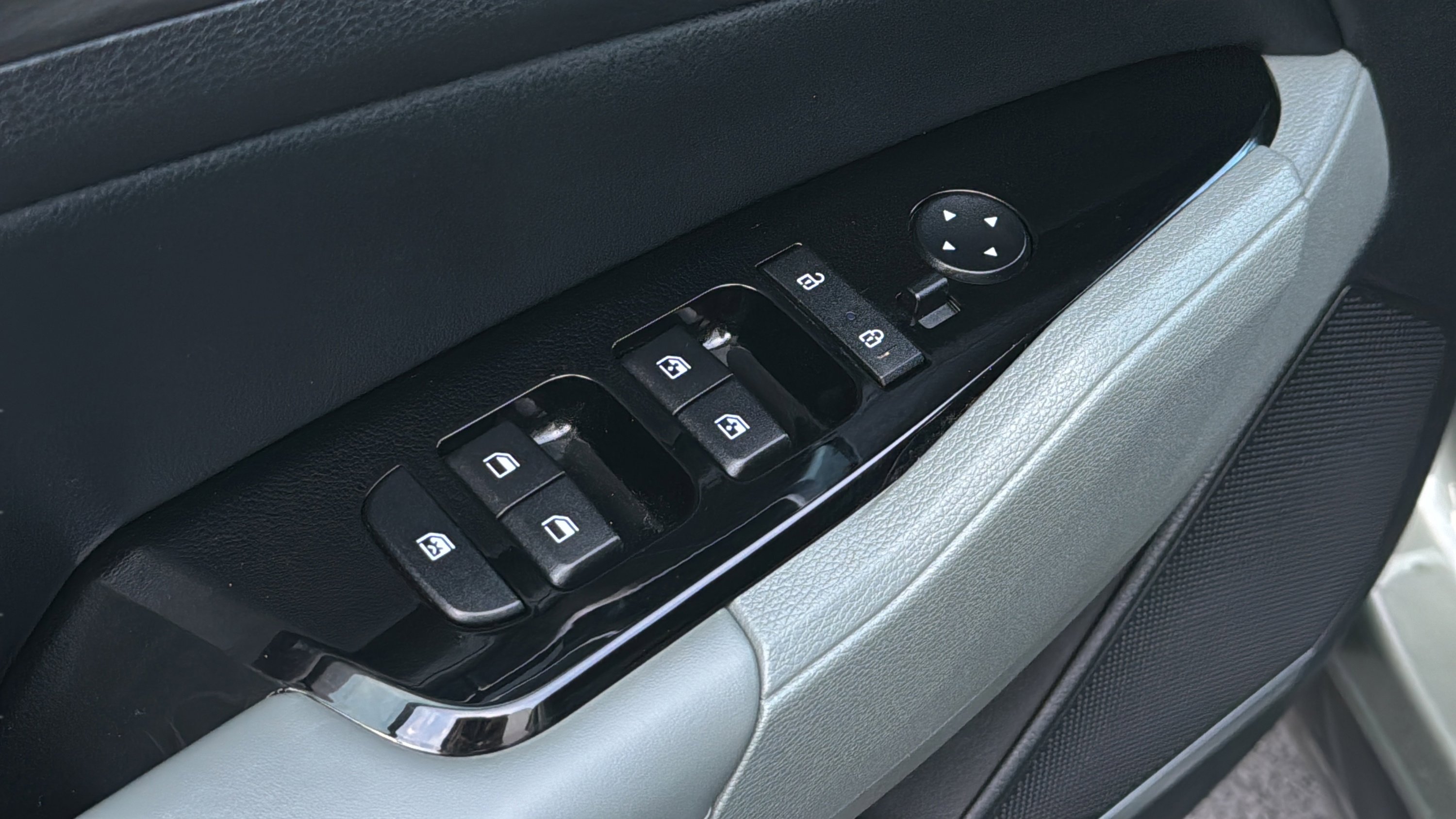 Used 2023 Kia Sportage X-Line image 24