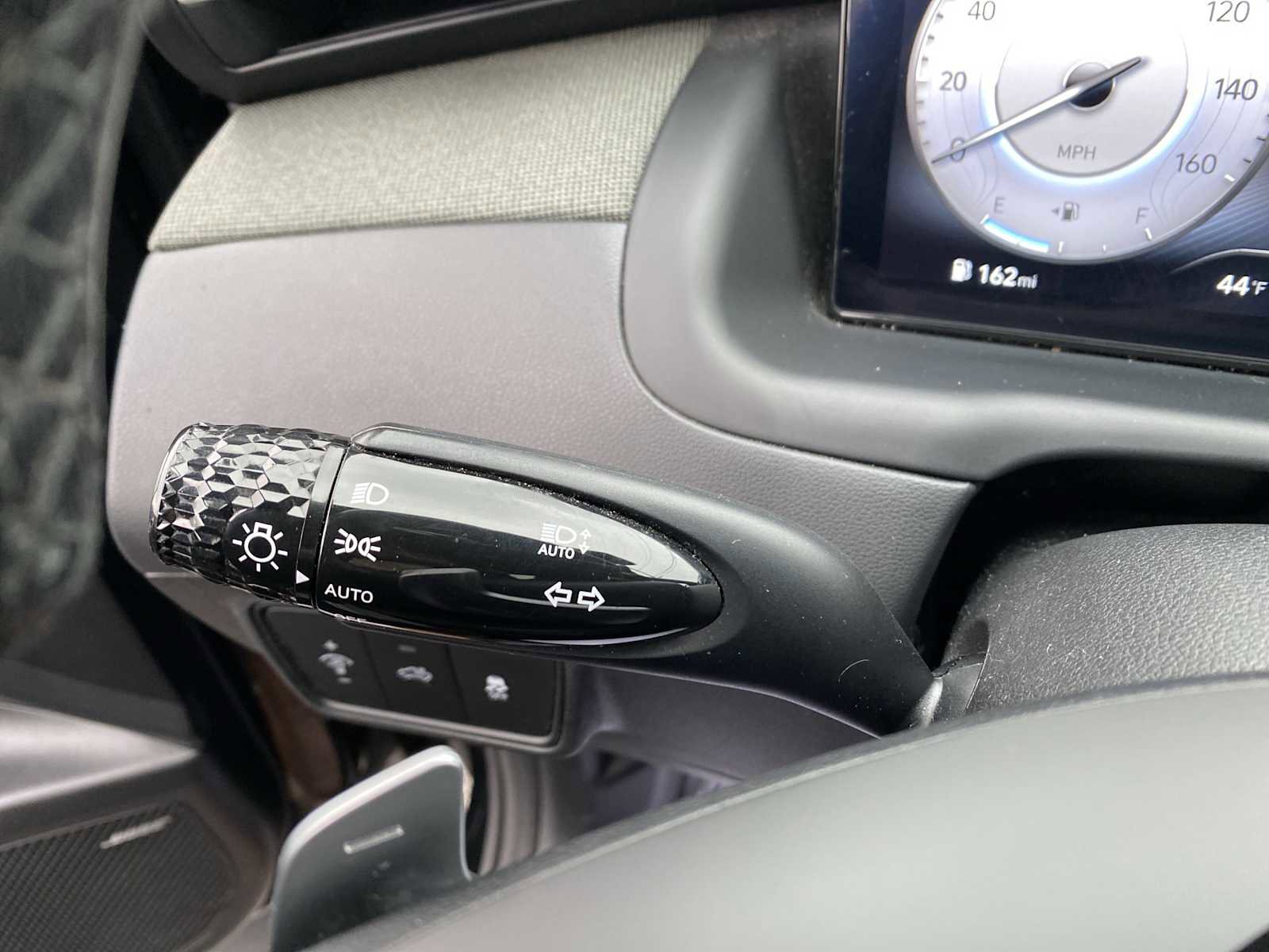 Certified 2023 Hyundai Santa Cruz Limited image 22