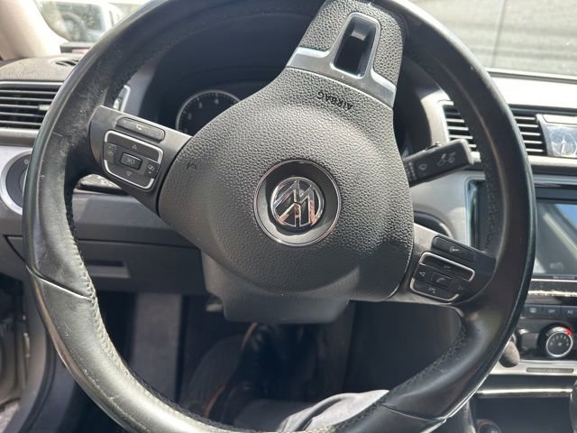 Used 2013 Volkswagen Passat 2.5 SE image 12