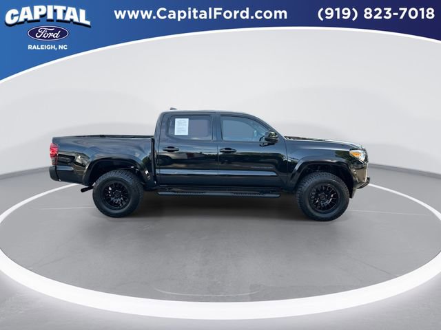 Used 2023 Toyota Tacoma SR5 AWD/4WD image 9