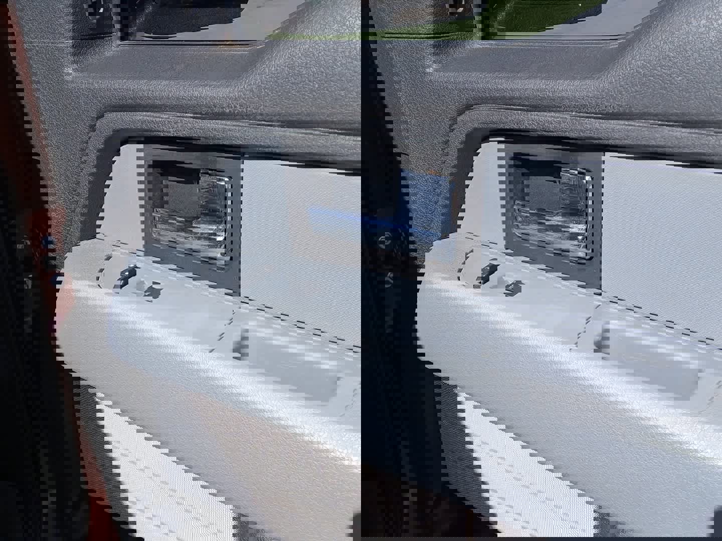 Used 2014 Ford F150 XLT w/ Equipment Group 302A Luxury image 51