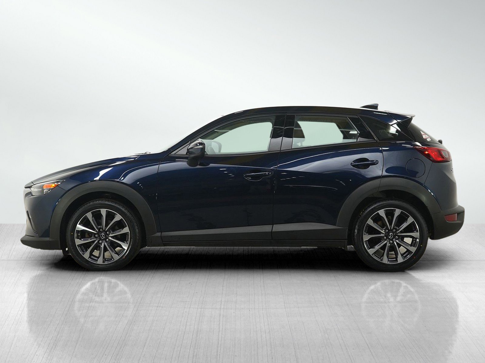 Used 2019 MAZDA CX-3 Touring w/ Preferred Equipment Package image 2