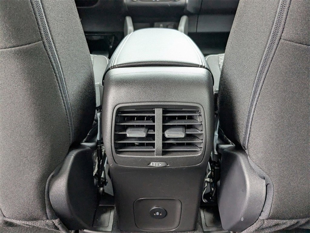Used 2025 Ford Escape Active image 29