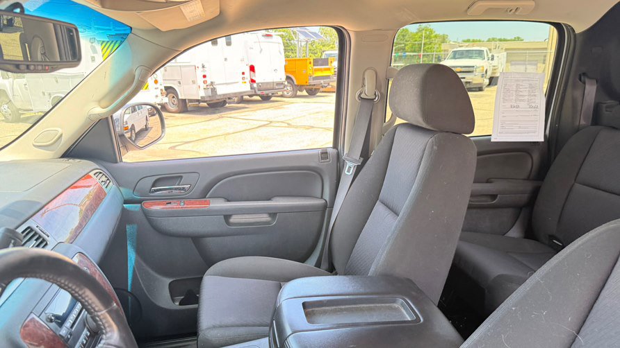 Used 2011 Chevrolet Avalanche LS w/ Regional Value Package RWD image 14