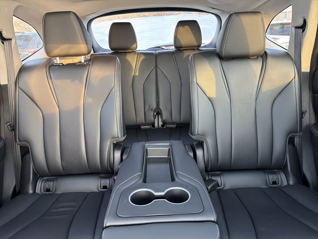 Used 2025 Acura MDX w/ Technology Package image 33