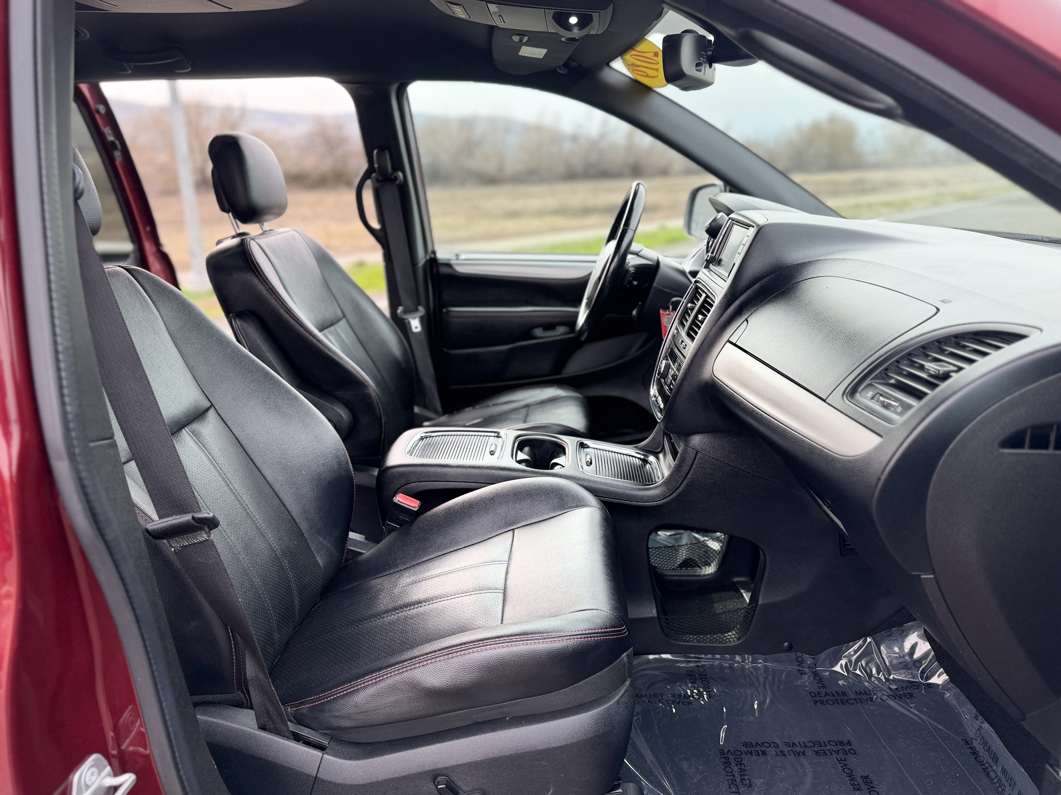 Used 2019 Dodge Grand Caravan GT FWD image 16