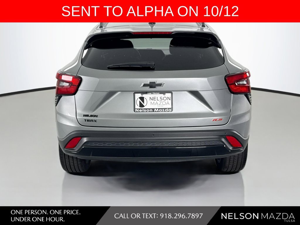 Used 2024 Chevrolet Trax RS w/ Driver Confidence Package FWD image 6