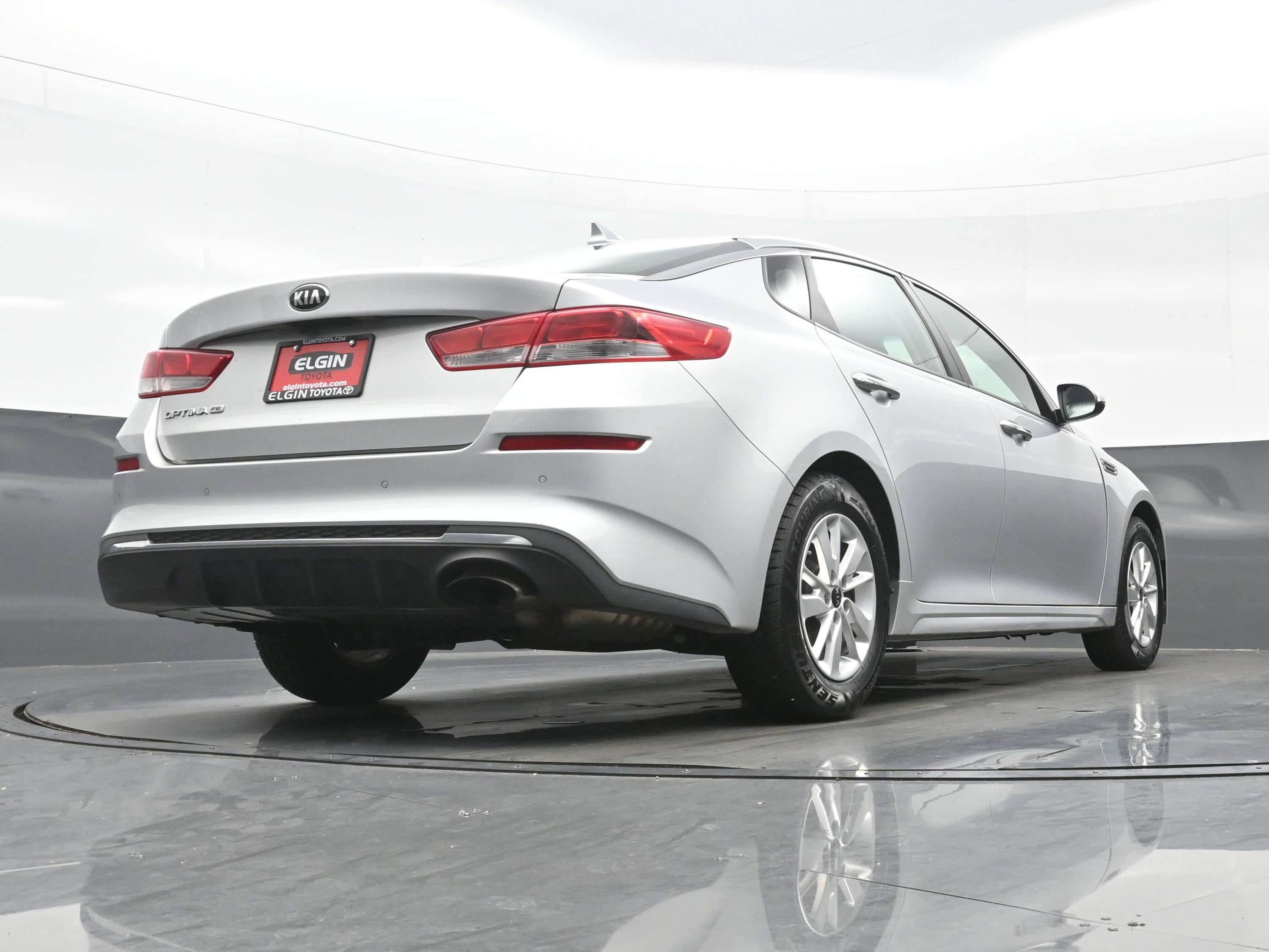 Used 2019 Kia Optima LX image 29