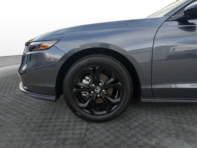 Used 2025 Honda Accord SE image 12
