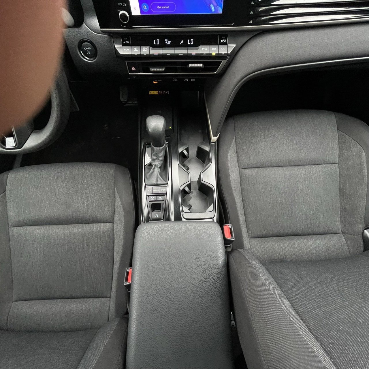 Used 2025 Toyota Camry LE image 19