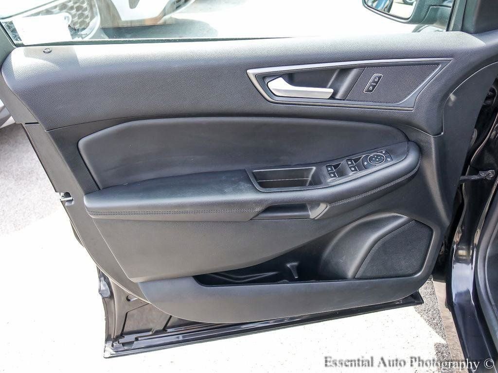 Used 2023 Ford Edge SE w/ Black Appearance Package AWD/4WD image 20