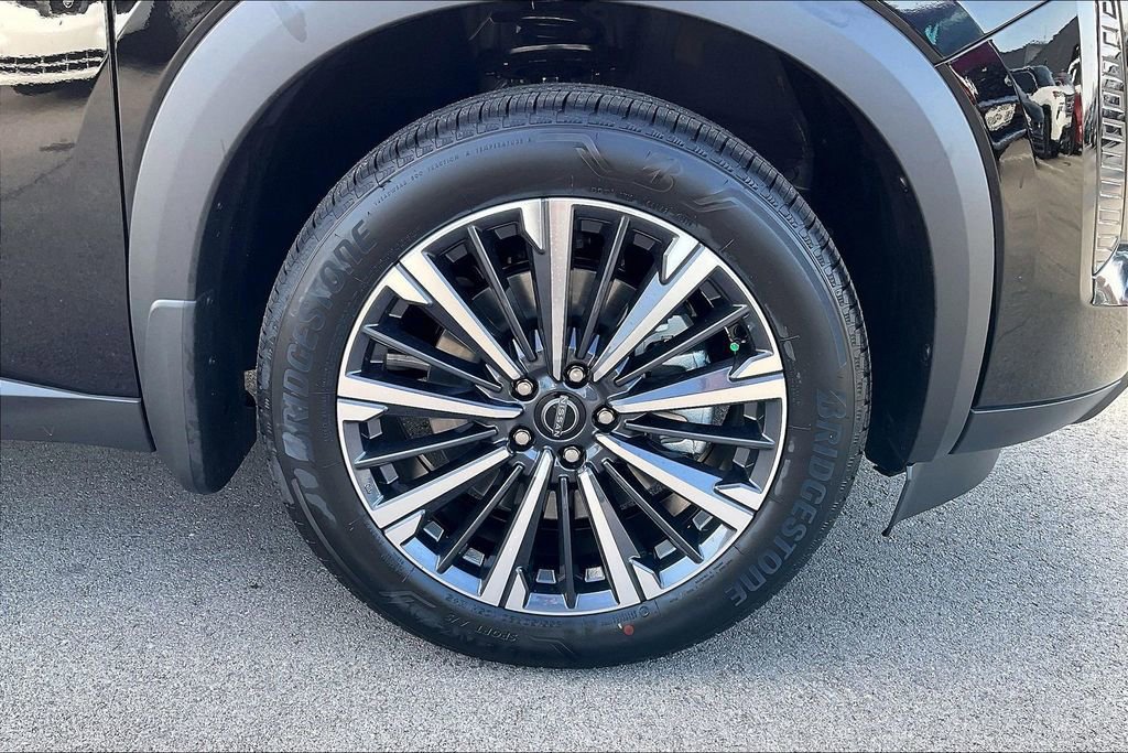 New 2026 Nissan Pathfinder Platinum w/ Cargo Package image 18