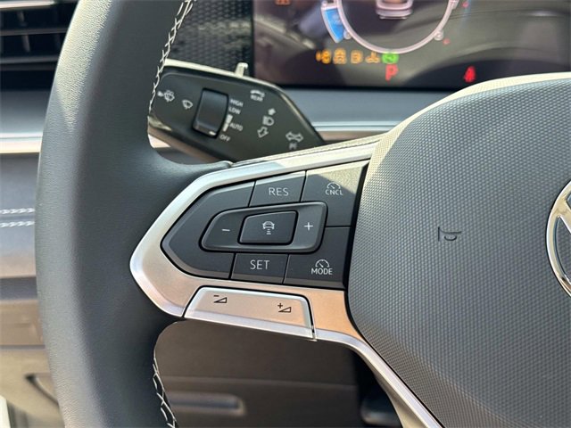 New 2025 Volkswagen Tiguan SE image 20