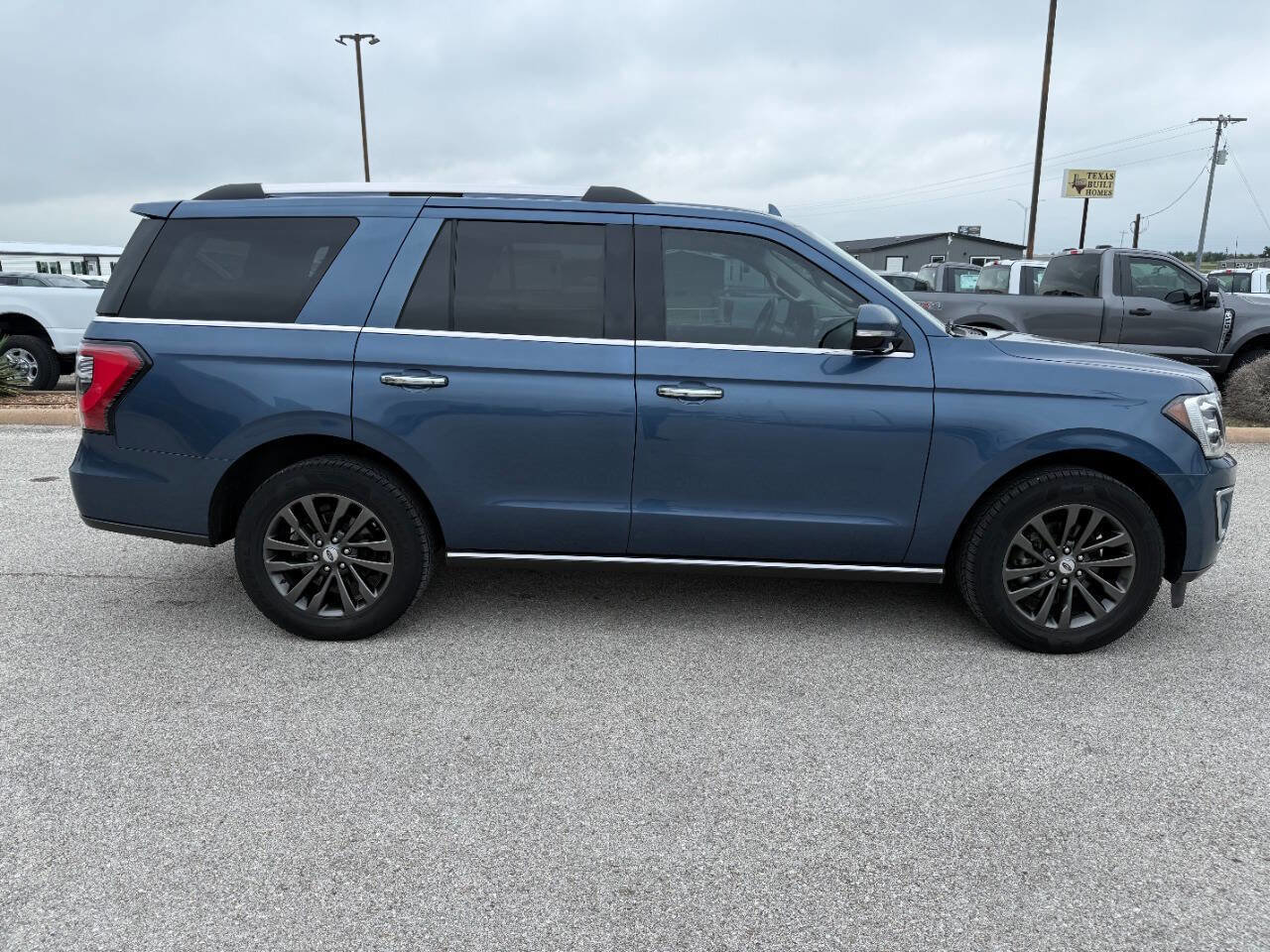 Used 2020 Ford Expedition Limited RWD image 6