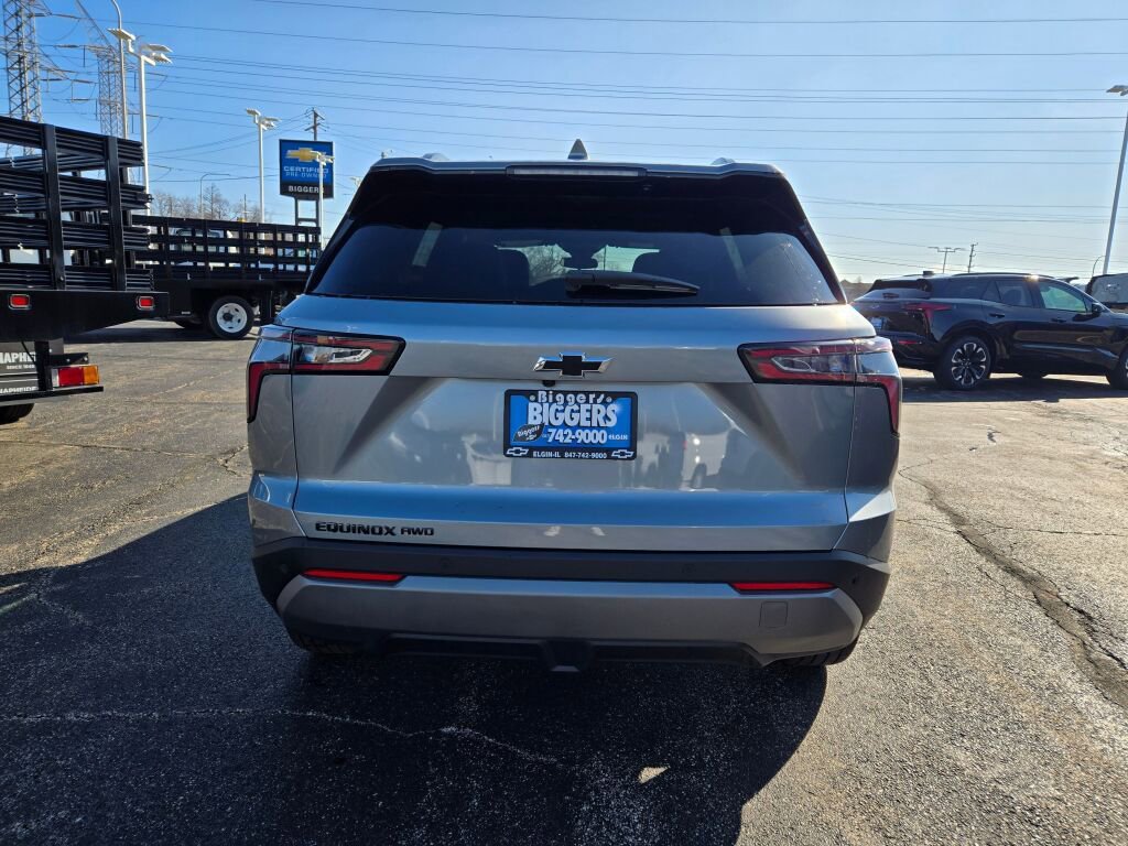 New 2026 Chevrolet Equinox LT w/ Convenience Package II image 11