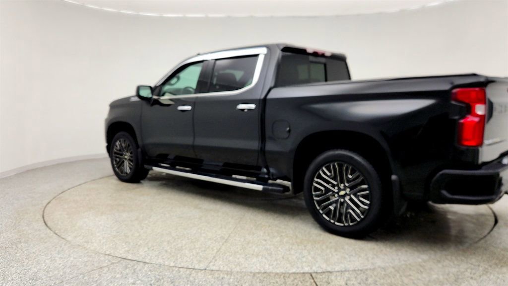 Used 2020 Chevrolet Silverado 1500 High Country w/ Technology Package image 7
