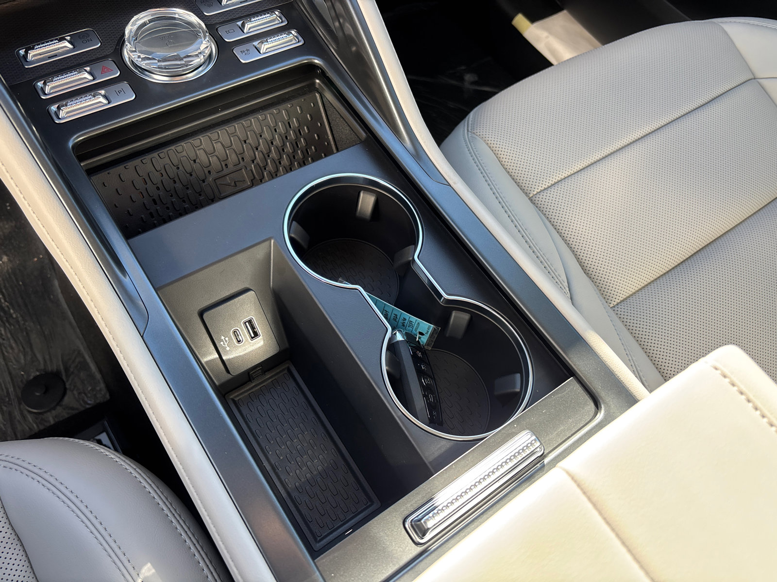 New 2026 Lincoln Nautilus Premier w/ Equipment Group 102A image 25