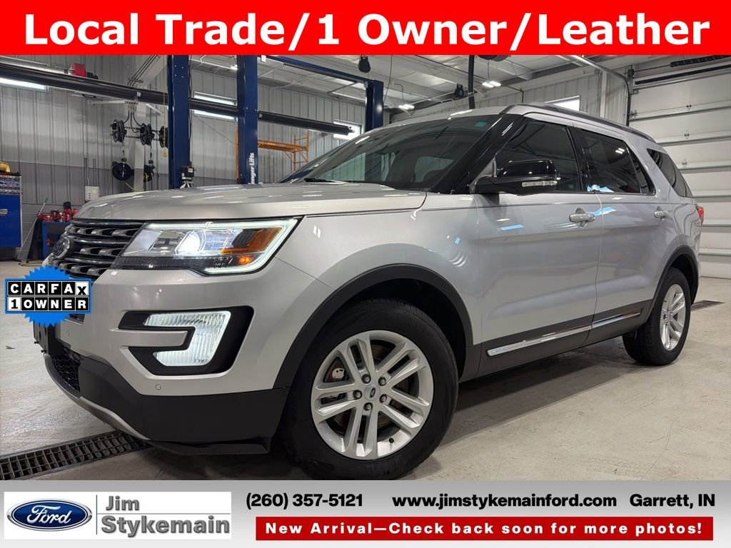 Used 2017 Ford Explorer XLT w/ Equipment Group 202A image 1