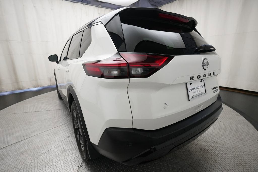 Certified 2023 Nissan Rogue SV w/ SV Premium B Package AWD/4WD image 35