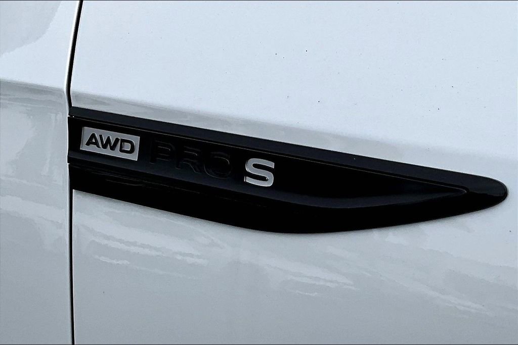 New 2026 Volkswagen ID.4 Pro S image 14