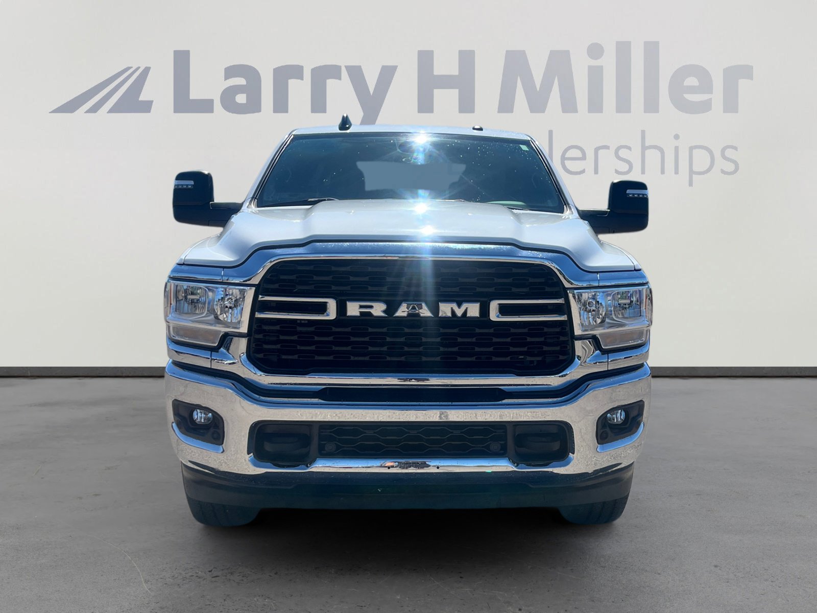 Used 2023 RAM 2500 Big Horn w/ Level 1 Equipment Group image 8