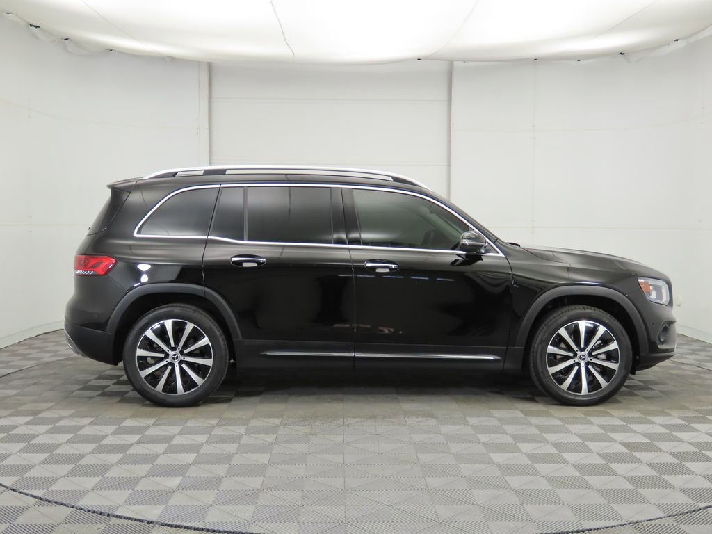 Used 2022 Mercedes-Benz GLB 250 image 4