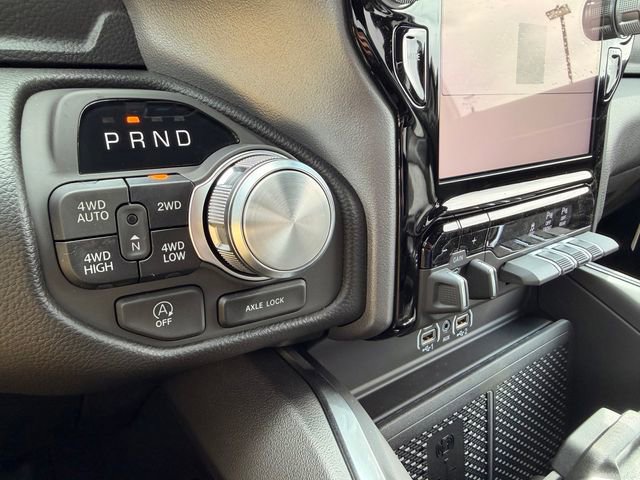 New 2026 RAM 1500 Laramie w/ Chrome Appearance Group AWD/4WD image 10