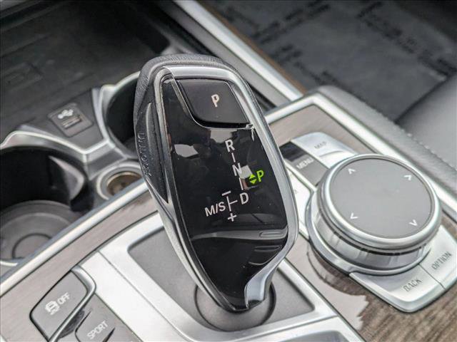 Used 2021 BMW 740i xDrive AWD/4WD image 12