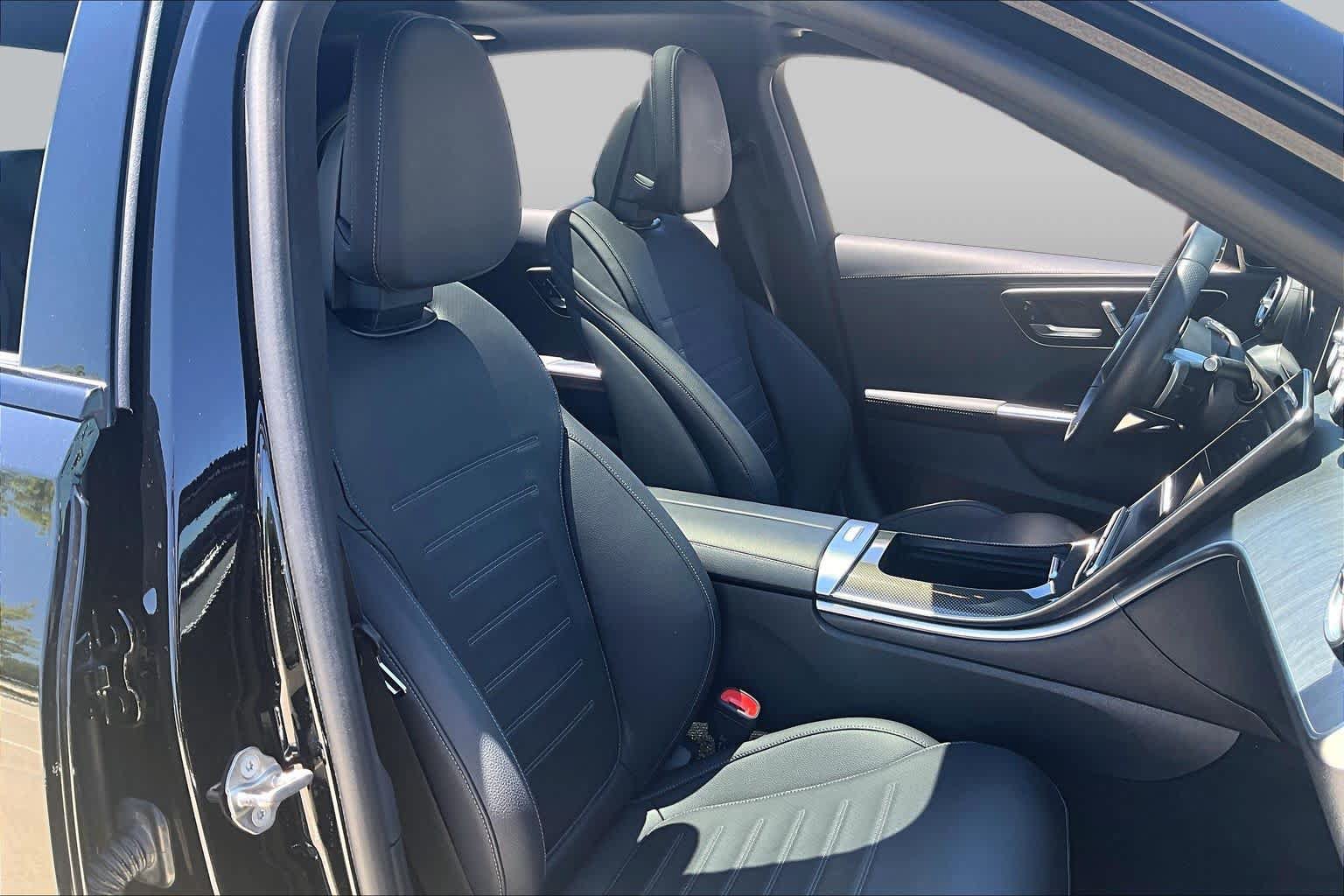 Used 2023 Mercedes-Benz C 300 Sedan image 8
